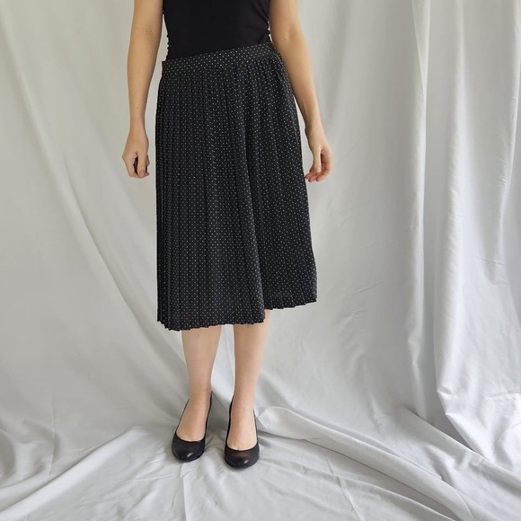 80s Black‎ and White Polka Dot Pleated Skirt - Picture 1 of 4